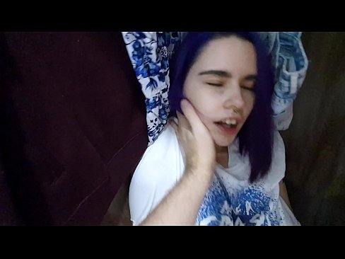 ❤️ Menemukan adikku di lemari dan membantunya cum ❤️❌ Video sialan di id.myteporn.ru ️❤